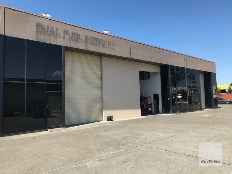 Click to view all images 3/17 Lear Jet Drive Caboolture QLD 4510 - Image 3