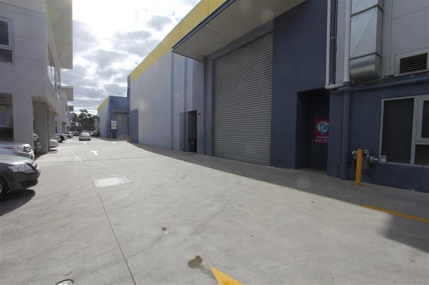 Click to view all images Unit 9/3 Box Road Caringbah NSW 2229 - Image 2