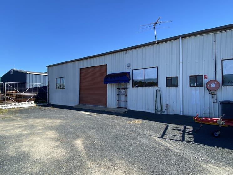 Click to view all images Unit 4/4 Hulberts Road Toormina NSW 2452 - Image 1
