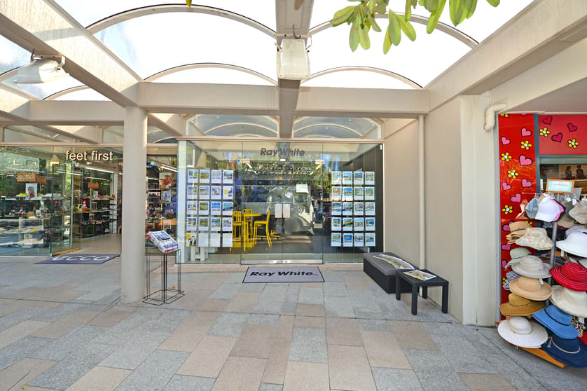 Click to view all images Lot 1/37 Hastings Street Noosa Heads QLD 4567 - Image 2