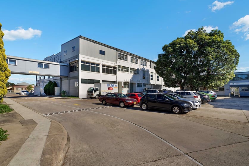 Click to view all images 54 Clyde Street Hamilton North NSW 2292 - Image 3