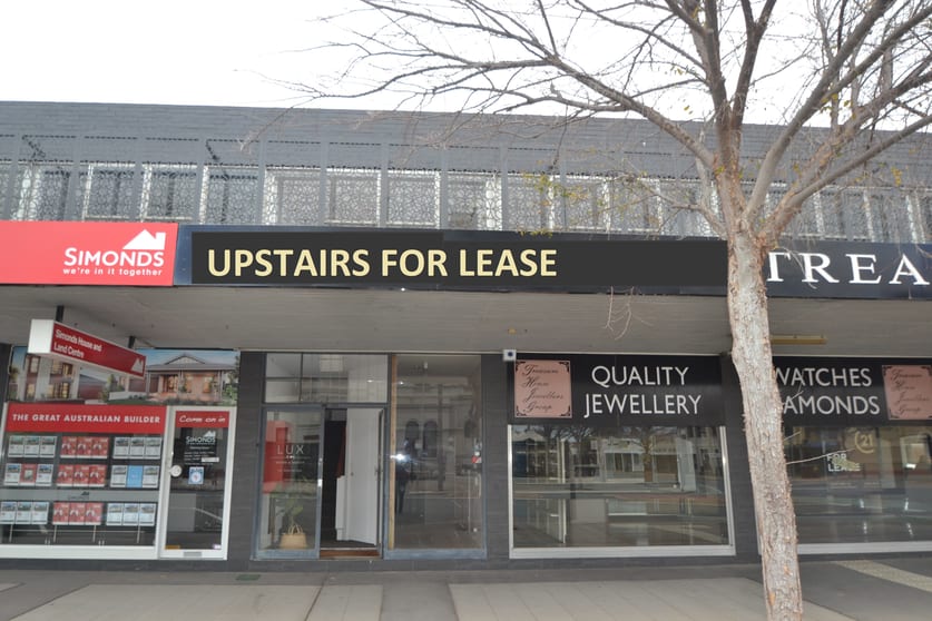 Click to view all images 233 Anstruther St (UPSTAIRS) Echuca VIC 3564 - Image 1