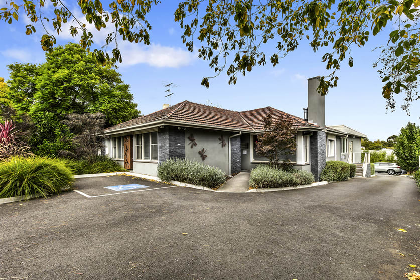 Click to view all images 260 Cotham Road Kew VIC 3101 - Image 1