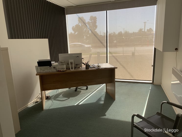 Click to view all images 4 New Dookie Road Shepparton VIC 3630 - Image 3