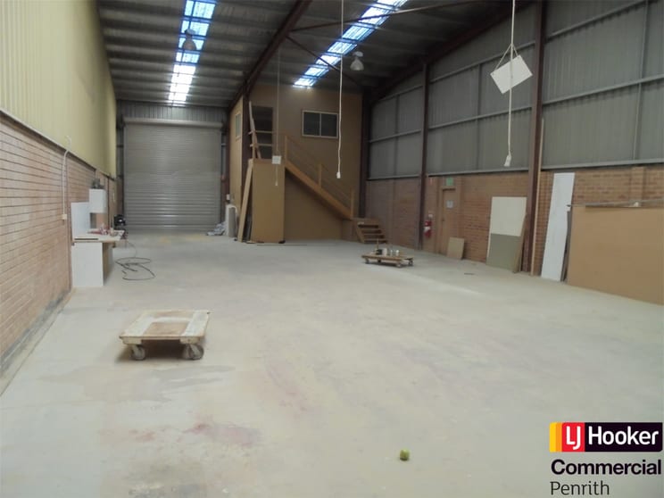 Click to view all images St Marys NSW 2760 - Image 2