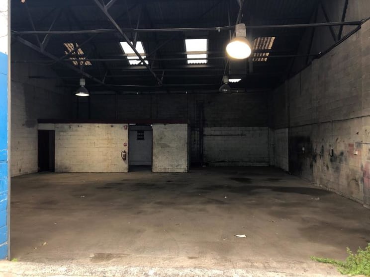 Click to view all images Unit 4/40-42 Victoria Street Smithfield NSW 2164 - Image 3