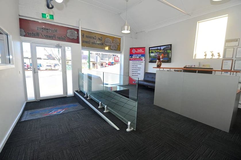Click to view all images 112-114 High Street Bendigo VIC 3550 - Image 3