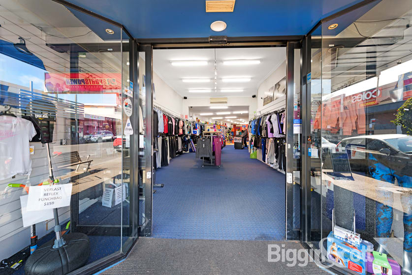 Click to view all images 34 Douglas Parade Williamstown VIC 3016 - Image 2