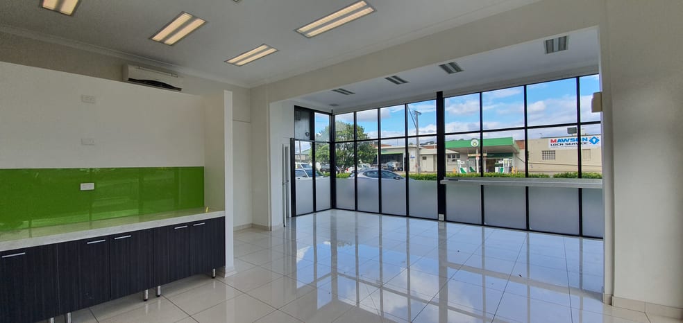Click to view all images 2/9-15 Ellen Street Wollongong NSW 2500 - Image 1