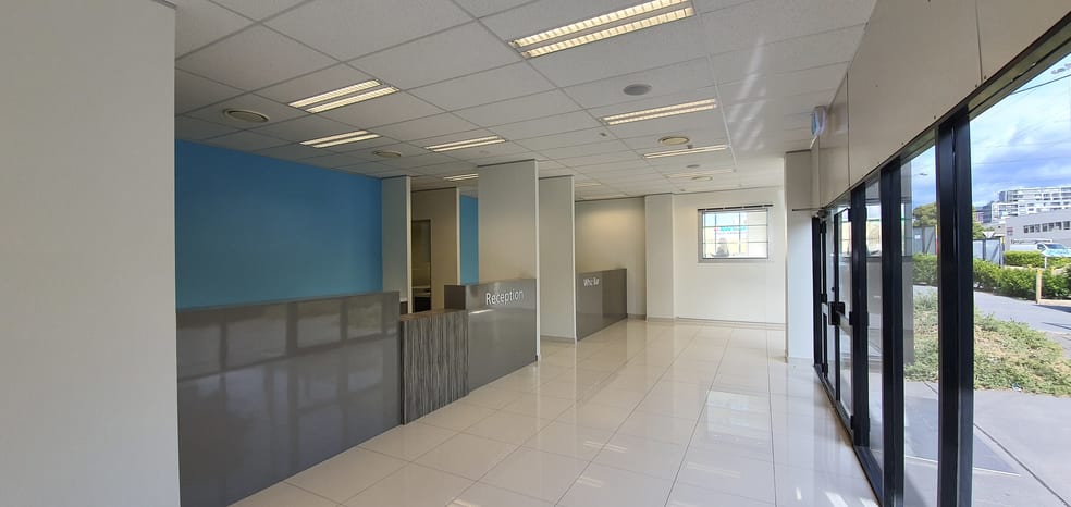Click to view all images 2/9-15 Ellen Street Wollongong NSW 2500 - Image 3