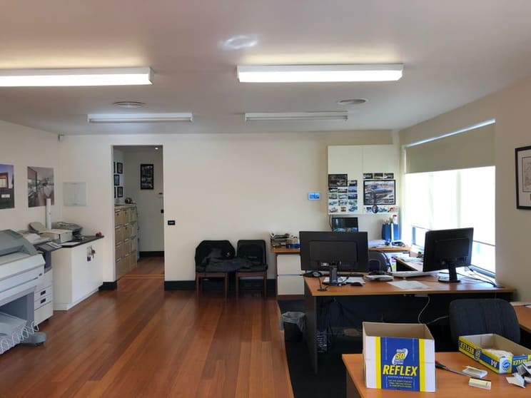 Click to view all images 1st Floor/282 Centre Road Bentleigh VIC 3204 - Image 2