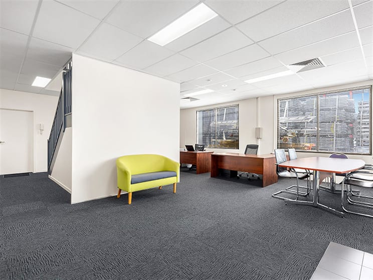 Click to view all images 40 Lillee Crescent Tullamarine VIC 3043 - Image 2