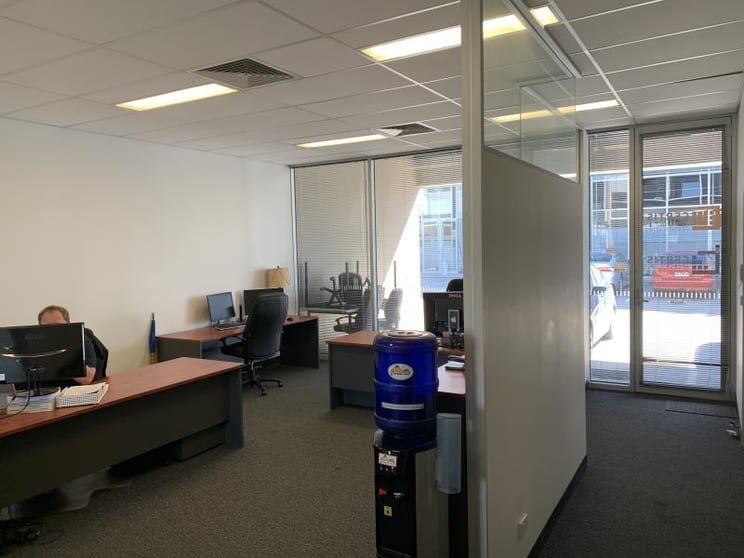 Click to view all images Ground Suite 121/121 - 87 Turner St Port Melbourne VIC 3207 - Image 2