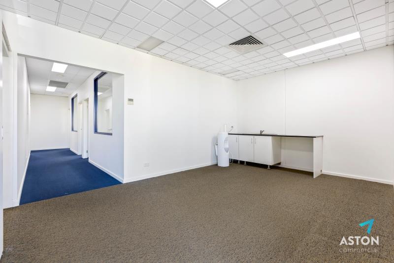 Click to view all images E2/2 Westall Road Clayton VIC 3168 - Image 3