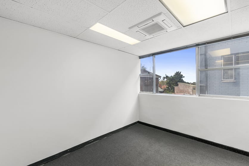 Click to view all images 37 Alexander Street Crows Nest NSW 2065 - Image 3