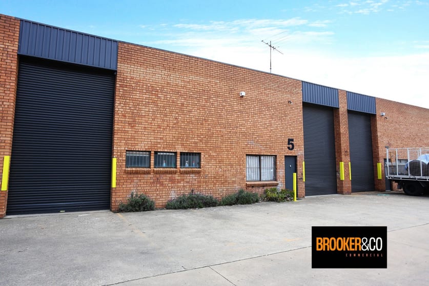 Click to view all images Milperra NSW 2214 - Image 2