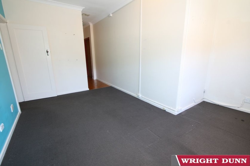 Click to view all images 3 Edgar Street Ainslie ACT 2602 - Image 2