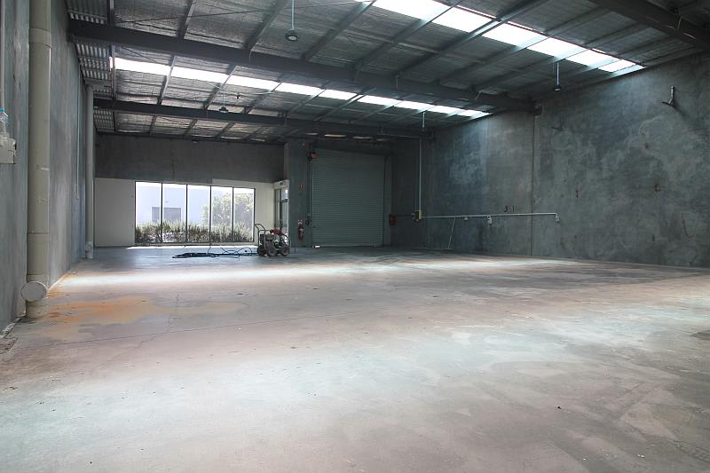 Click to view all images 31 Colrado Court Hallam VIC 3803 - Image 2