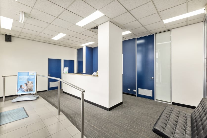 Click to view all images 8B Park Road Cheltenham VIC 3192 - Image 3