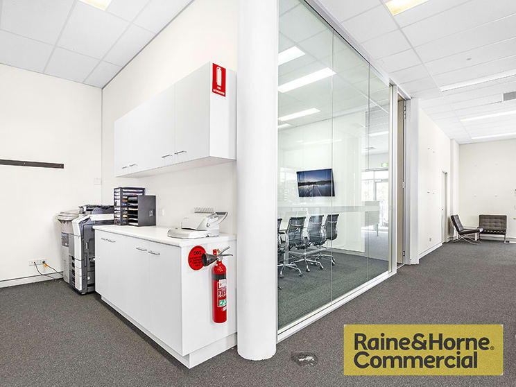 Click to view all images 2/67 Depot Street Banyo QLD 4014 - Image 2