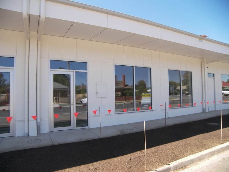 Click to view all images Units 1&2/16 Lockwood Road Kangaroo Flat VIC 3555 - Image 3