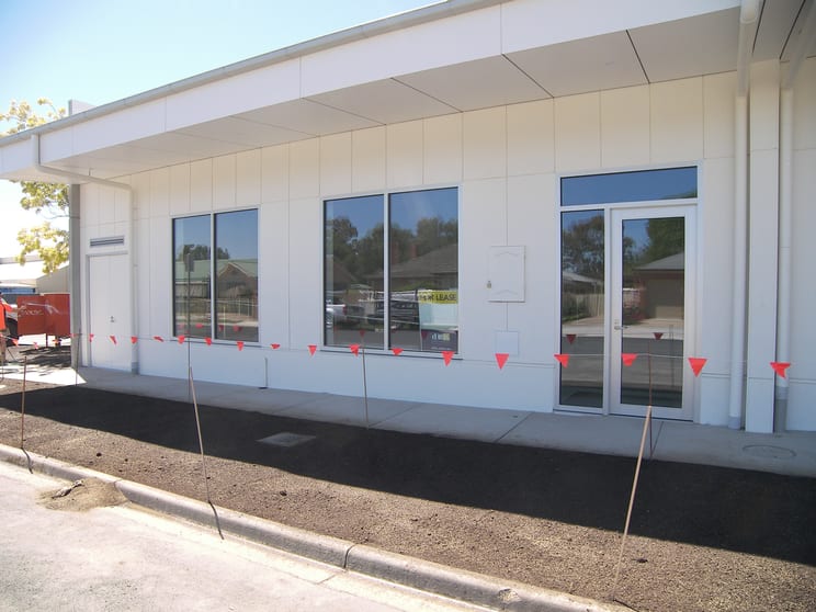 Click to view all images Units 1&2/16 Lockwood Road Kangaroo Flat VIC 3555 - Image 2