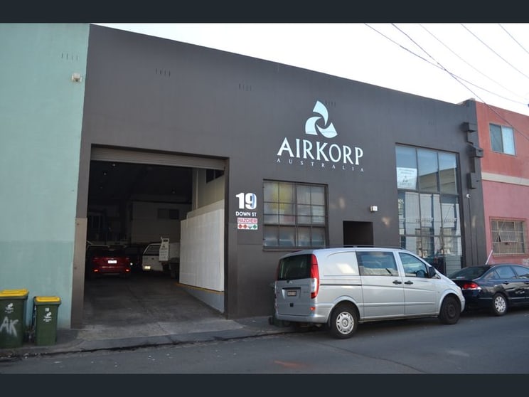 Click to view all images 19 Down Street Collingwood VIC 3066 - Image 1