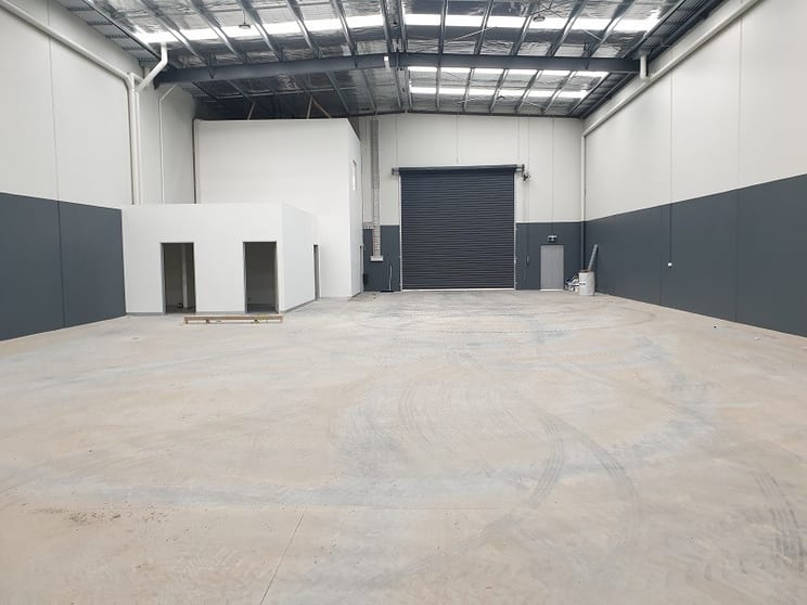 Click to view all images 3/110-112 Eucumbene Drive Ravenhall VIC 3023 - Image 3