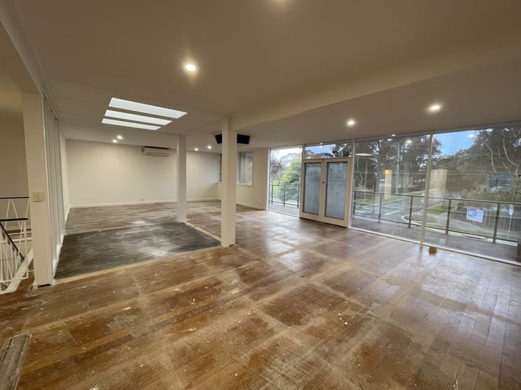 Click to view all images 1st Floor/44 Edith Street Beaumaris VIC 3193 - Image 2