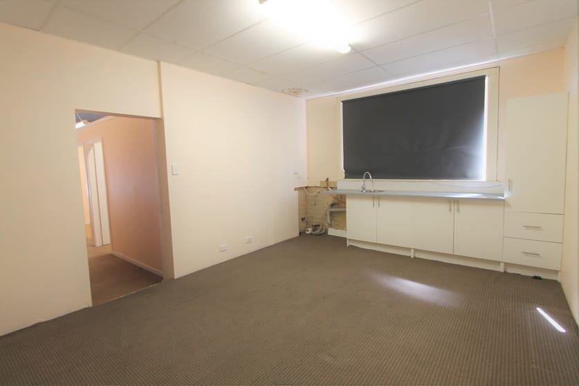 Click to view all images 146 Nelson Street Wallsend NSW 2287 - Image 3