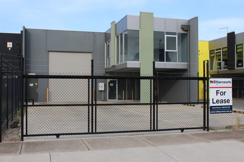 Click to view all images 18B Tarkin Crt North Geelong VIC 3215 - Image 2