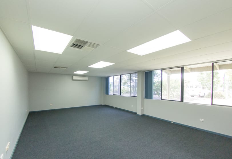 Click to view all images 6 La Salle St Dudley Park SA 5008 - Image 3