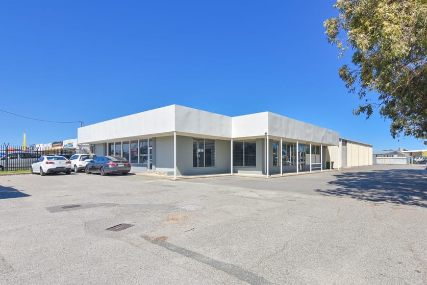 Click to view all images 1729A Albany Hwy Kenwick WA 6107 - Image 1
