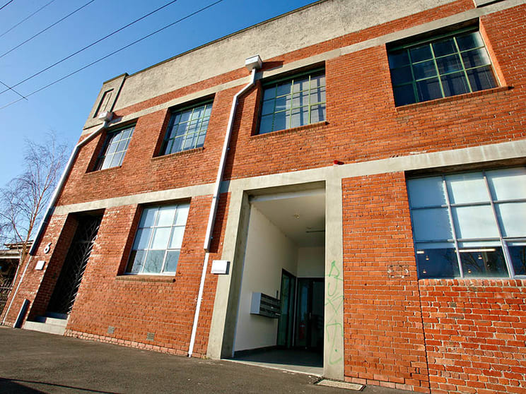 Click to view all images 4 Grant Street Fitzroy North VIC 3068 - Image 1