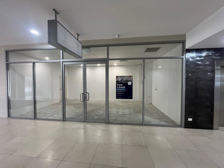 Click to view all images 6/52 The Crescent Midland WA 6056 - Image 2