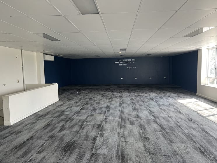 Click to view all images 7a/1 King Street Caboolture QLD 4510 - Image 3