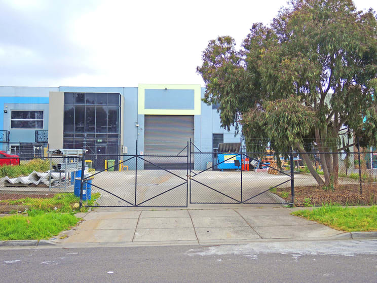Click to view all images 8 Clarissa Street Campbellfield VIC 3061 - Image 1
