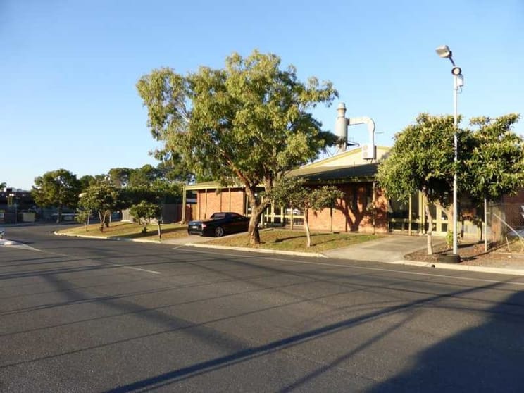 Click to view all images 2 Virginia Road, Newton SA 5074 - Image 2