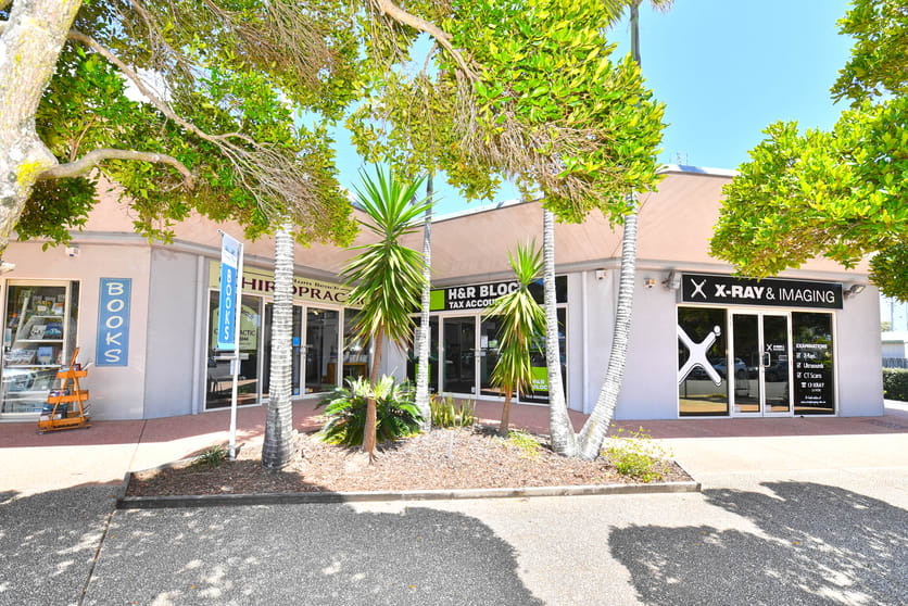 Click to view all images Shop 3/21-37 Birtwill Street Coolum Beach QLD 4573 - Image 2