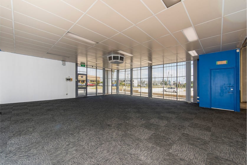 Click to view all images 2/73 Buckingham Drive Wangara WA 6065 - Image 2