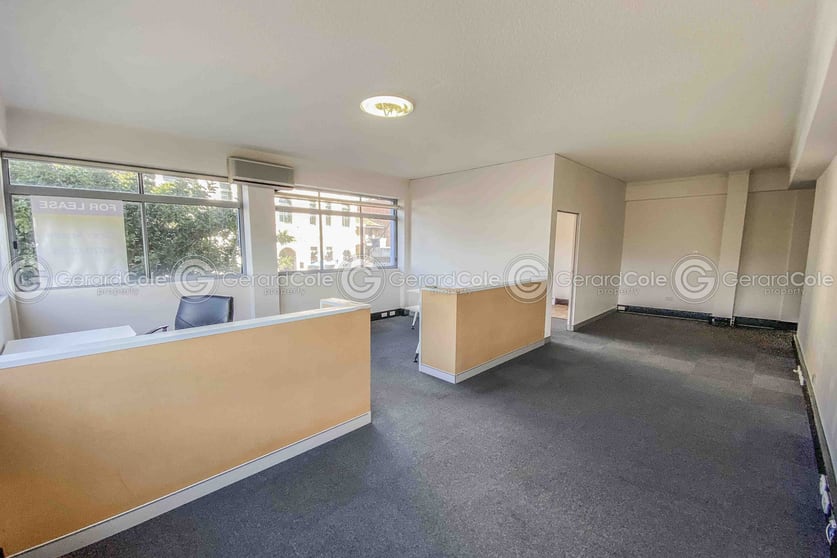 Click to view all images 4/323 Darling Street Balmain NSW 2041 - Image 2
