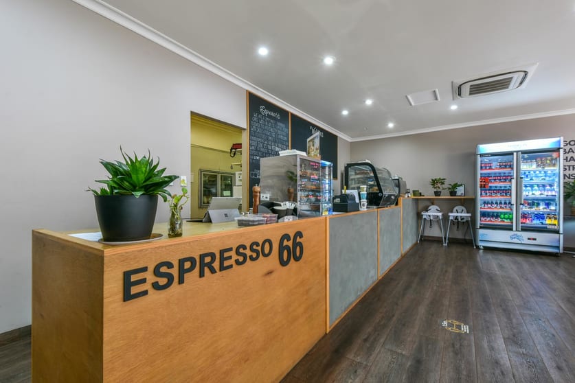 Click to view all images 66 Coonawarra Road Winnellie NT 0820 - Image 2