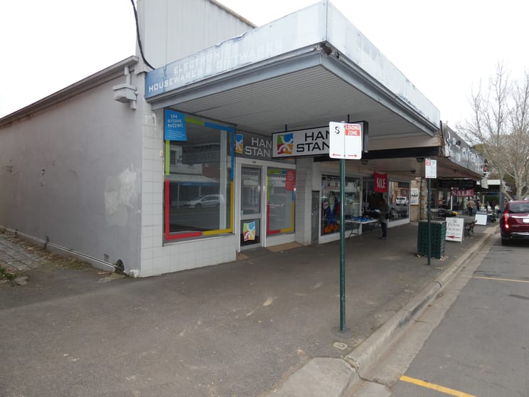 Click to view all images 182 Barker Street Castlemaine VIC 3450 - Image 1