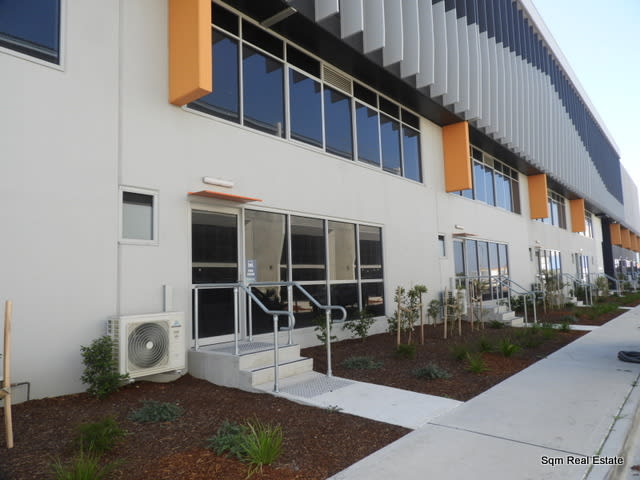 Click to view all images 3/8 Jullian Close Botany NSW 2019 - Image 1