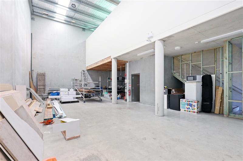 Click to view all images 7/35 Wurrook Circuit Caringbah NSW 2229 - Image 3