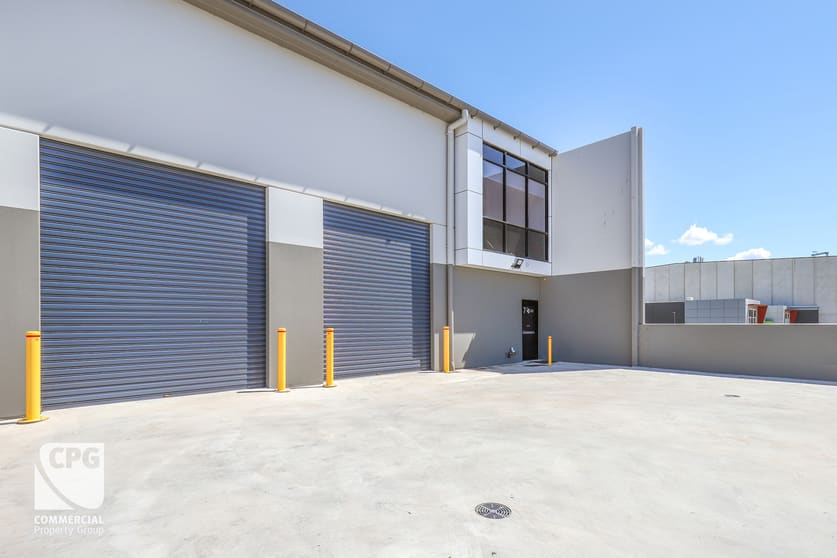 Click to view all images 7/35 Wurrook Circuit Caringbah NSW 2229 - Image 2