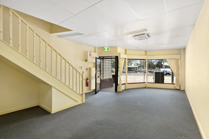 Click to view all images 1/1308 Pittwater Road Narrabeen NSW 2101 - Image 3