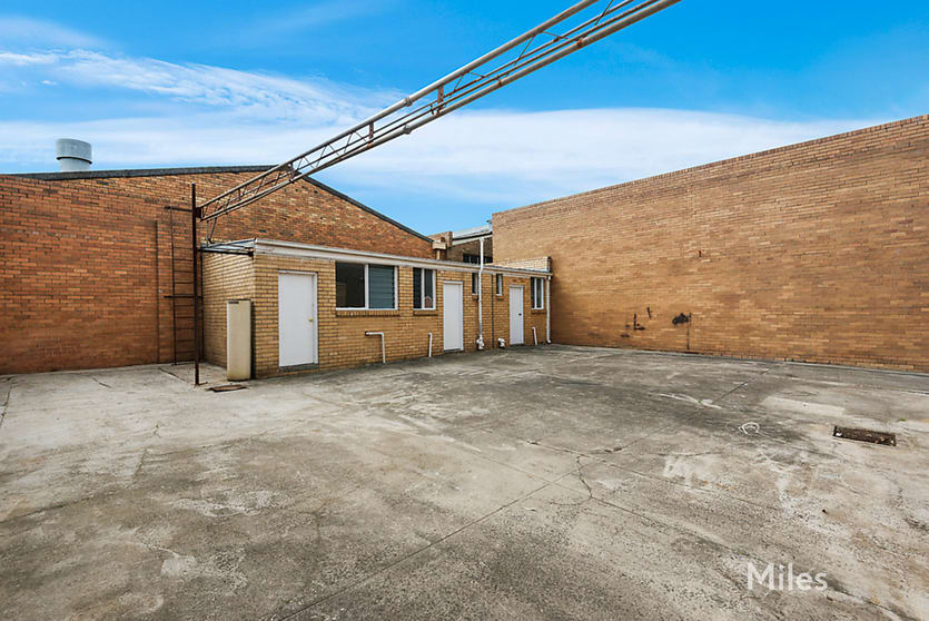 Click to view all images 57 Northern Road Heidelberg West VIC 3081 - Image 3