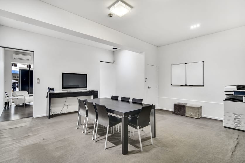 Click to view all images Ground Flo/8 Railway Avenue Wahroonga NSW 2076 - Image 3