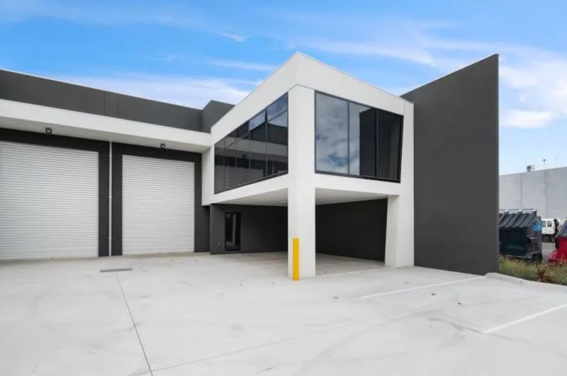 Click to view all images 39 Albemarle Street Williamstown VIC 3016 - Image 2
